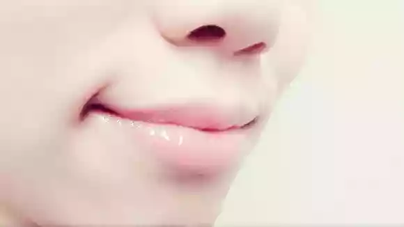 安静時の理想の口